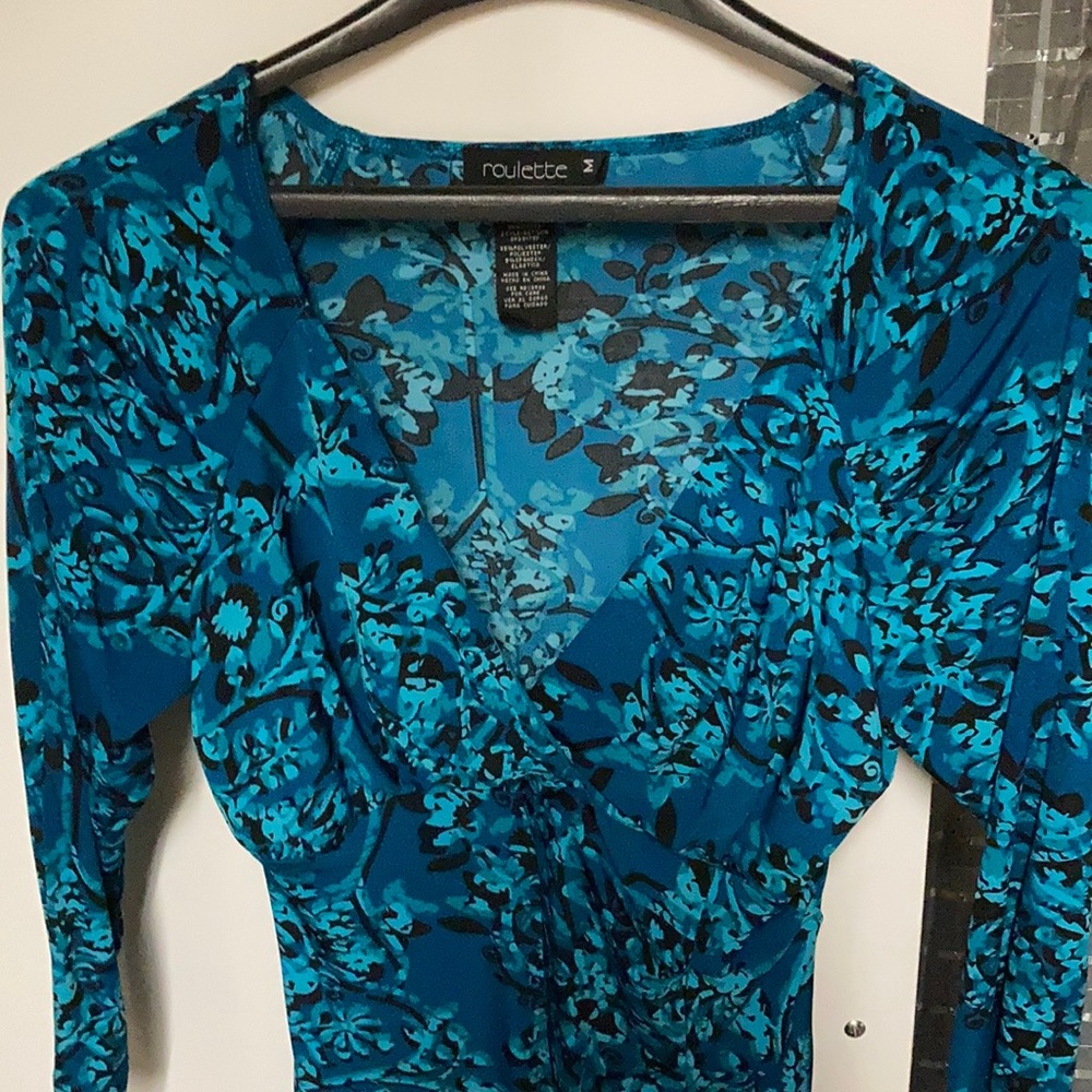Dress - Picture 2 of 4